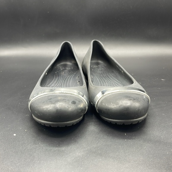 Crocs Sz 6W Cap Toe Black  Ballet Flats - Picture 5 of 8